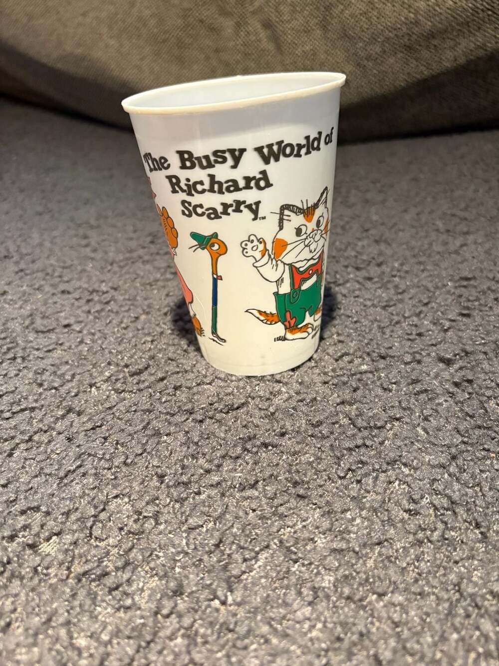 Vintage Rare 1993 Richard Scarry Plastic Travel Cup  16 Oz